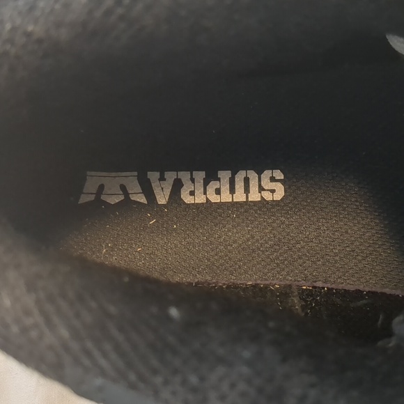 Supra kids US size 6 gray high top sneakers - Picture 3 of 8